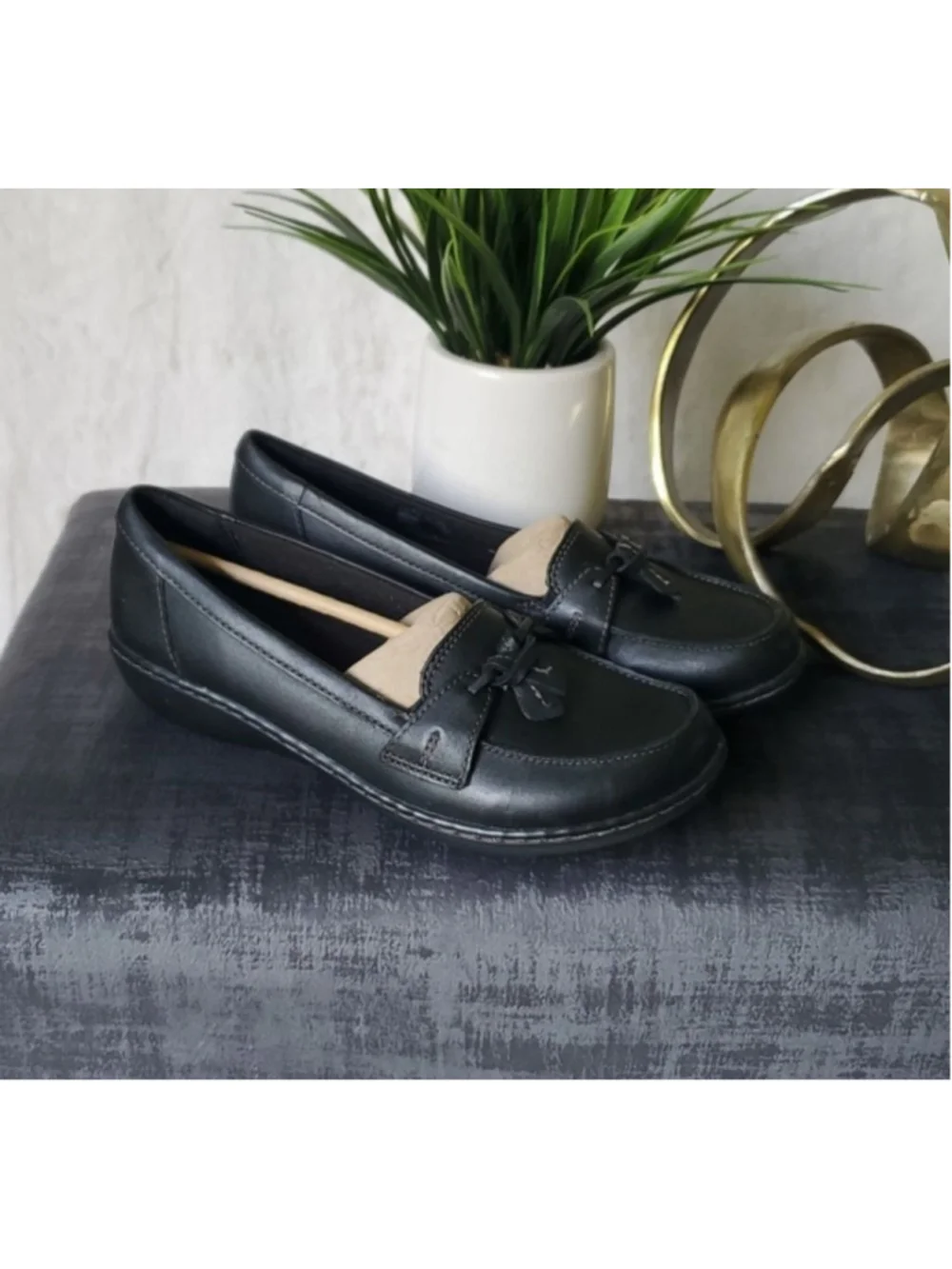 Clarks Ashland Bubble Black Leather Loafers Ultra Comfortable Size 7 NIB RT$100